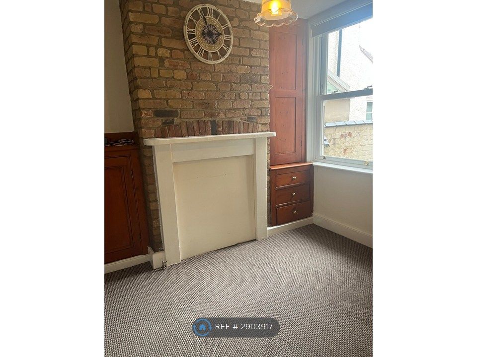 Property photo 2 of 8