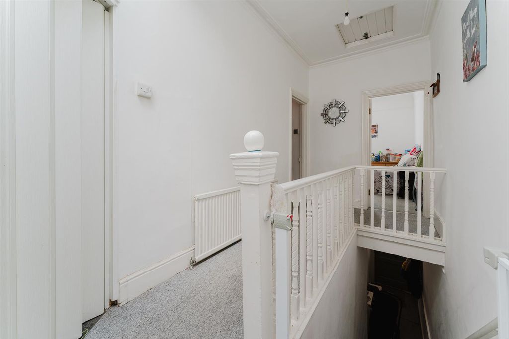 Property photo 2 of 8 17A Milton Landing.Jpg