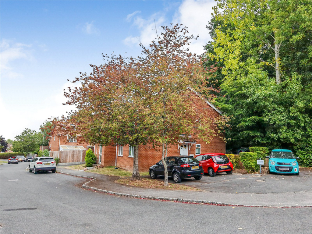 Property photo 2 of 17