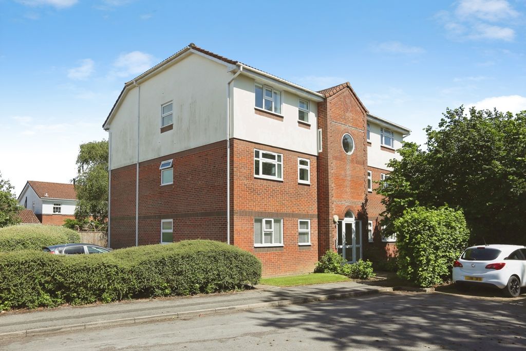 Property photo 1 of 11 Pbox-Img.Jpg