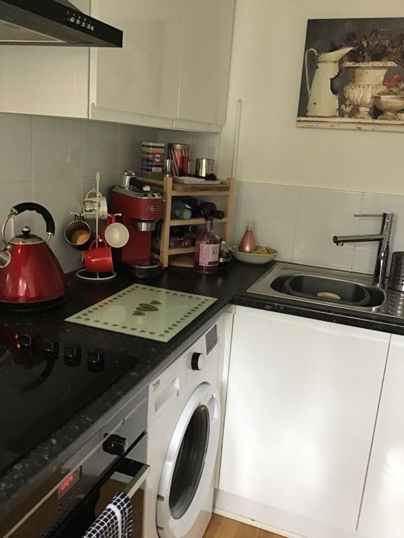 Property photo 3 of 6 Photo 4