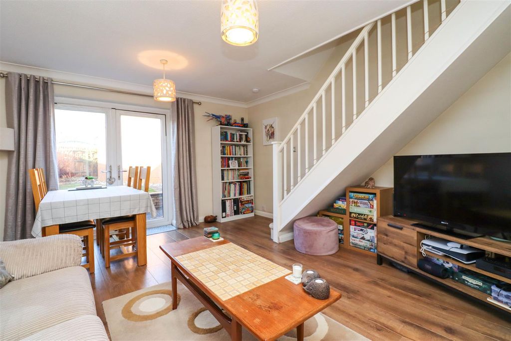 Property photo 2 of 17 Living/Dining Room