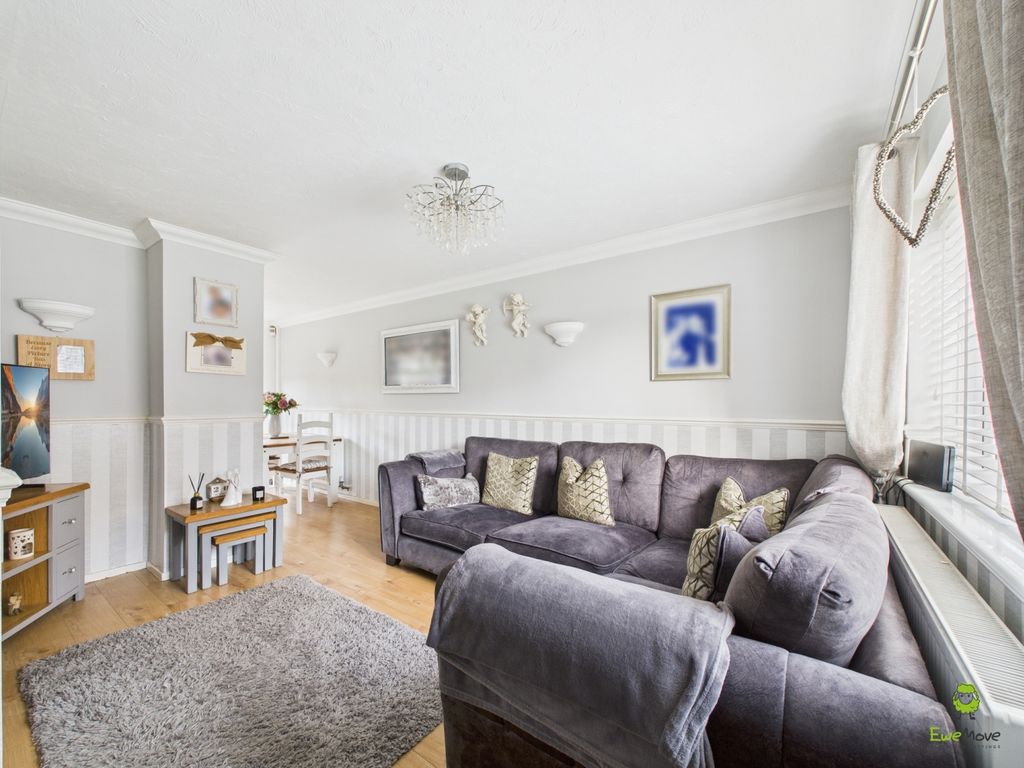 Property photo 3 of 13 Presented By Kevin At Ewemove Bexleyheath And Dart