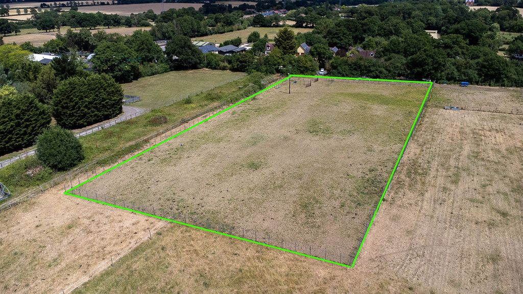 Property photo 1 of 6