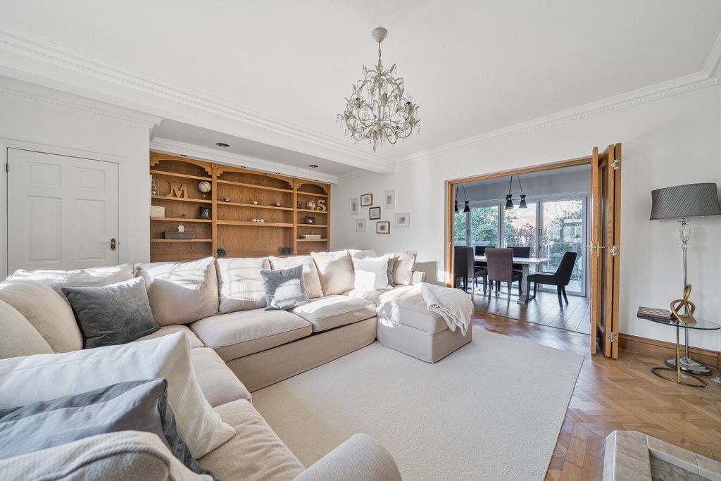 Property photo 3 of 28 Picture No. 21