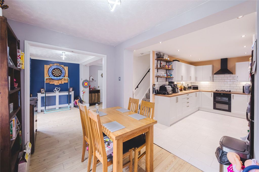 Property photo 3 of 11 Picture No. 05