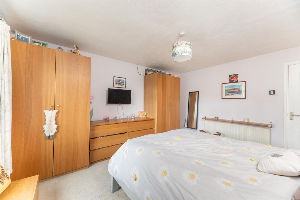 Additional image 10 of 2 bed terraced house for saleCambridge Drive, Otley LS21