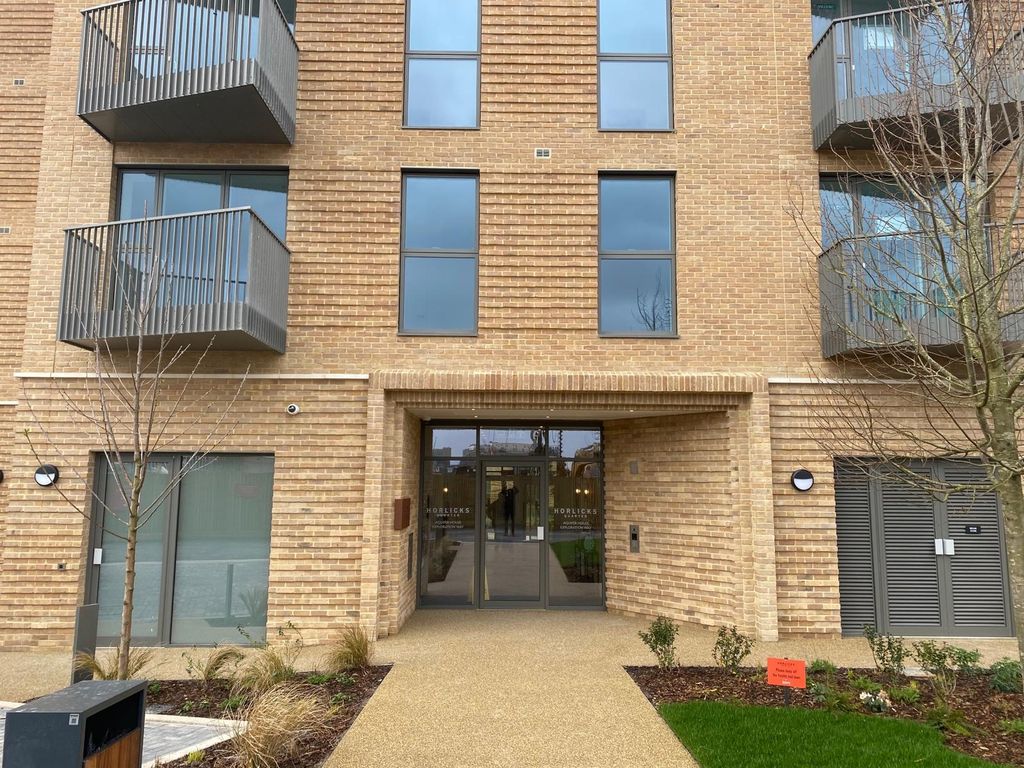 Property photo 3 of 9 Photo 1