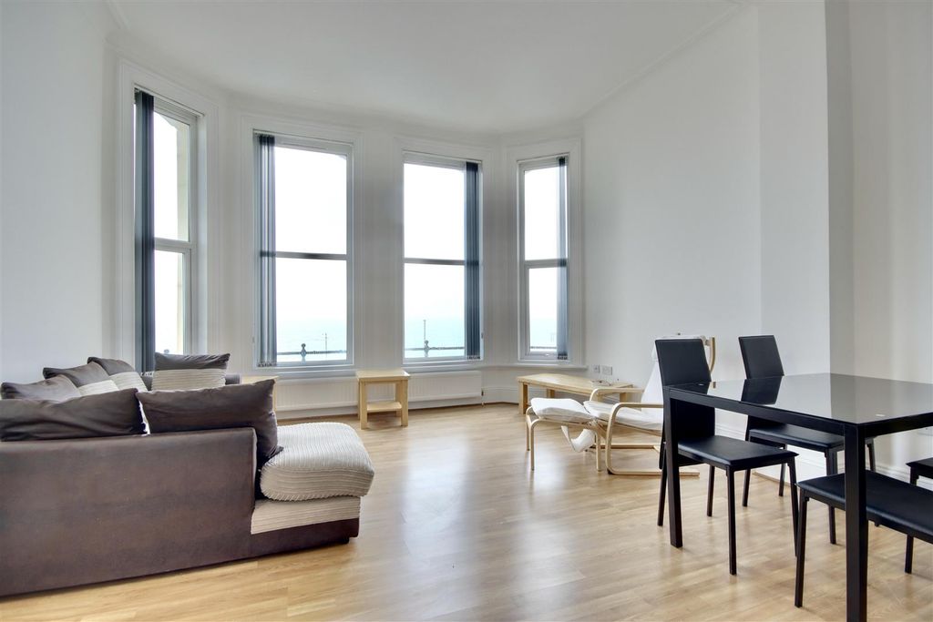 Property photo 3 of 5 93B55F44-1C7F-45D2-B72E-079720Fd05B2_1_201_A.Jpeg