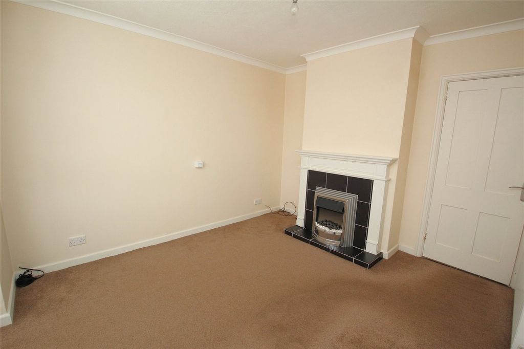 Property photo 2 of 17 Picture No. 22