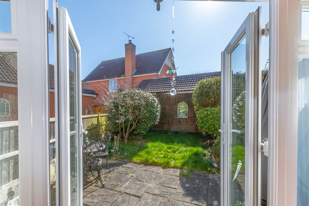 Property photo 1 of 12 Rear Garden