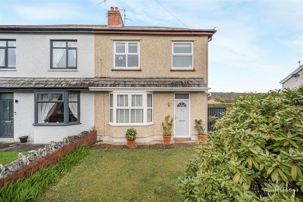 Property photo 1 of 24 Main Dwelling