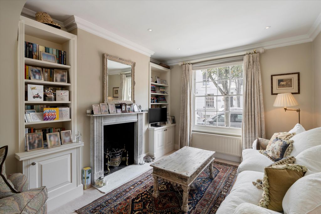 Property photo 2 of 17 Image