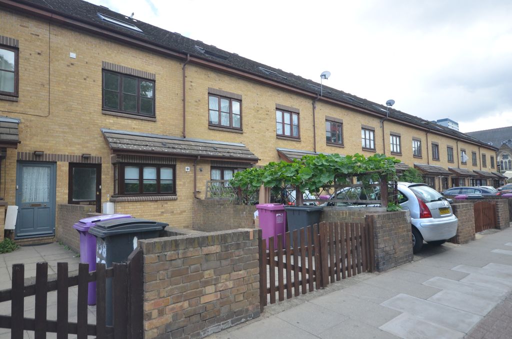 Property photo 2 of 5