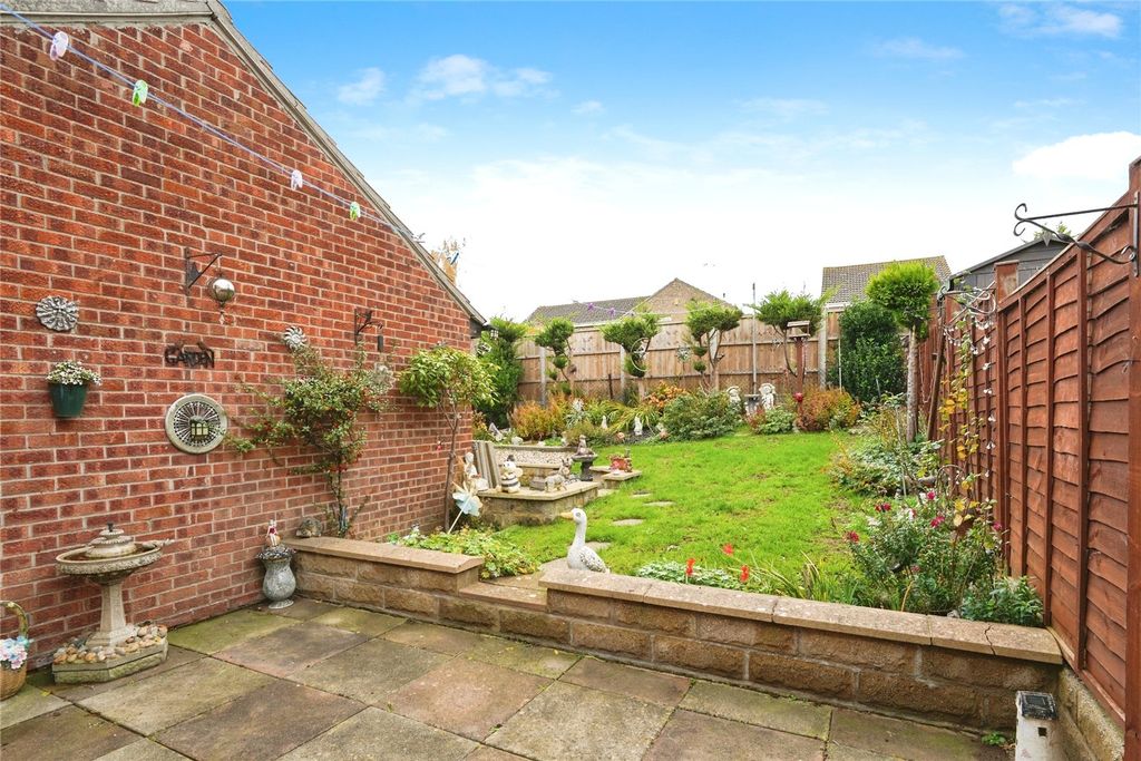 Property photo 2 of 10 Picture No. 14