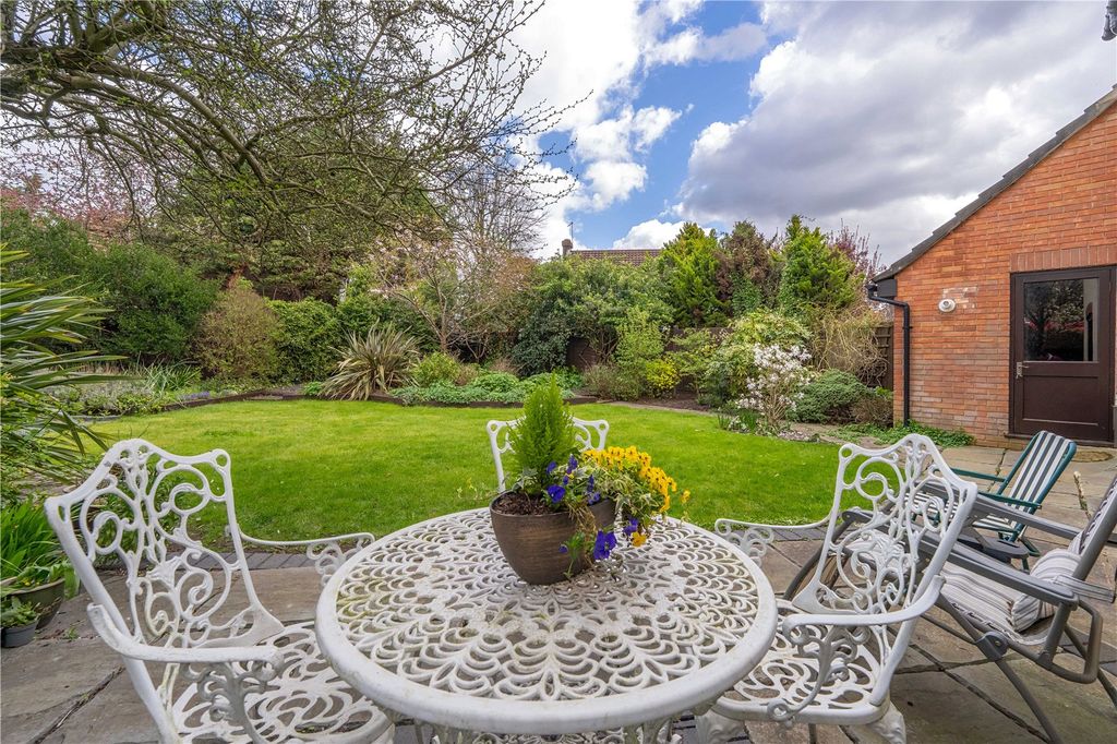 Property photo 2 of 15 Picture No. 26