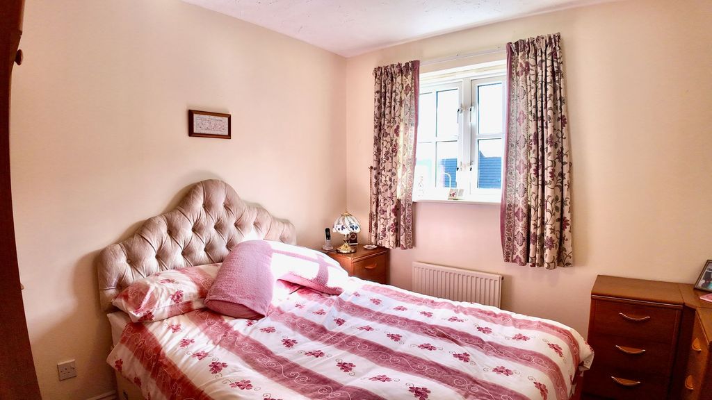 Additional image 5 of 3 bed semi-detached house for saleSt. Madoc Close, Pontllanfraith NP12