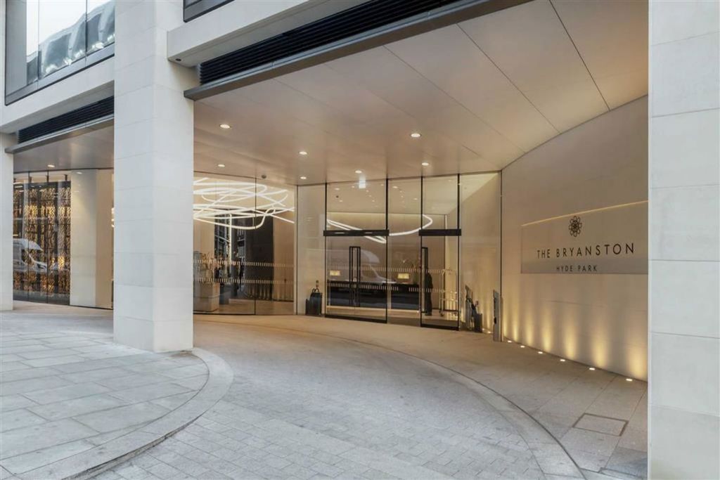 Property photo 3 of 12