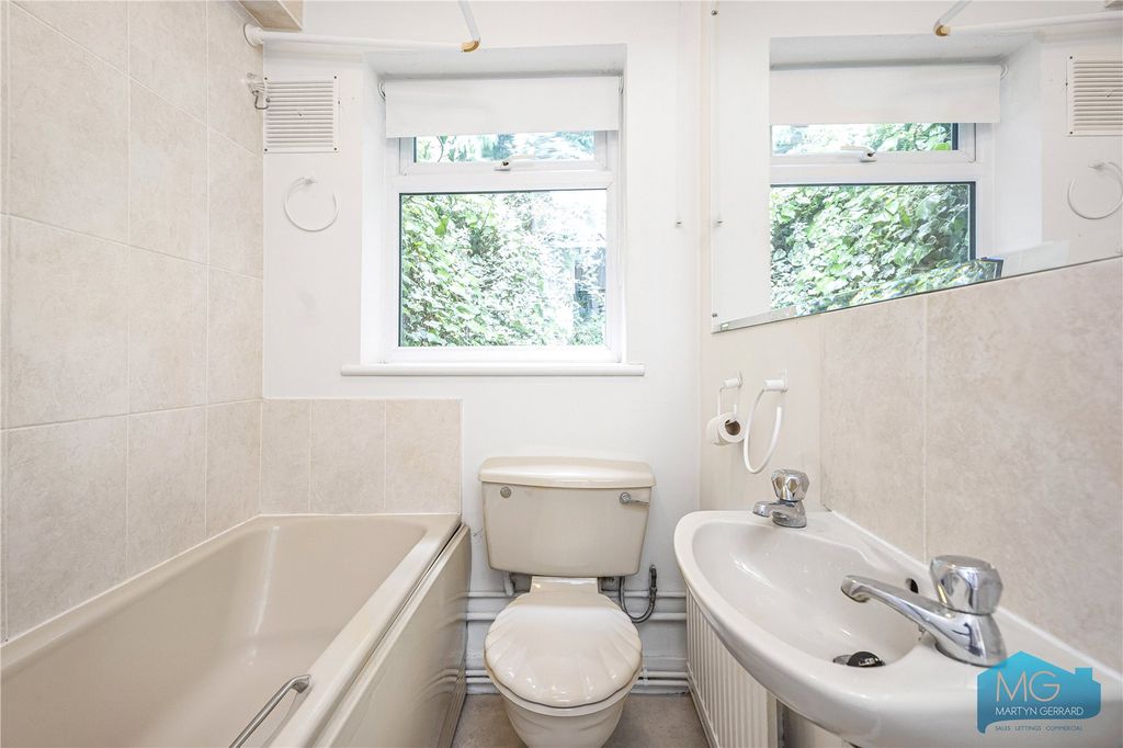 Property photo 3 of 14 Picture No. 04