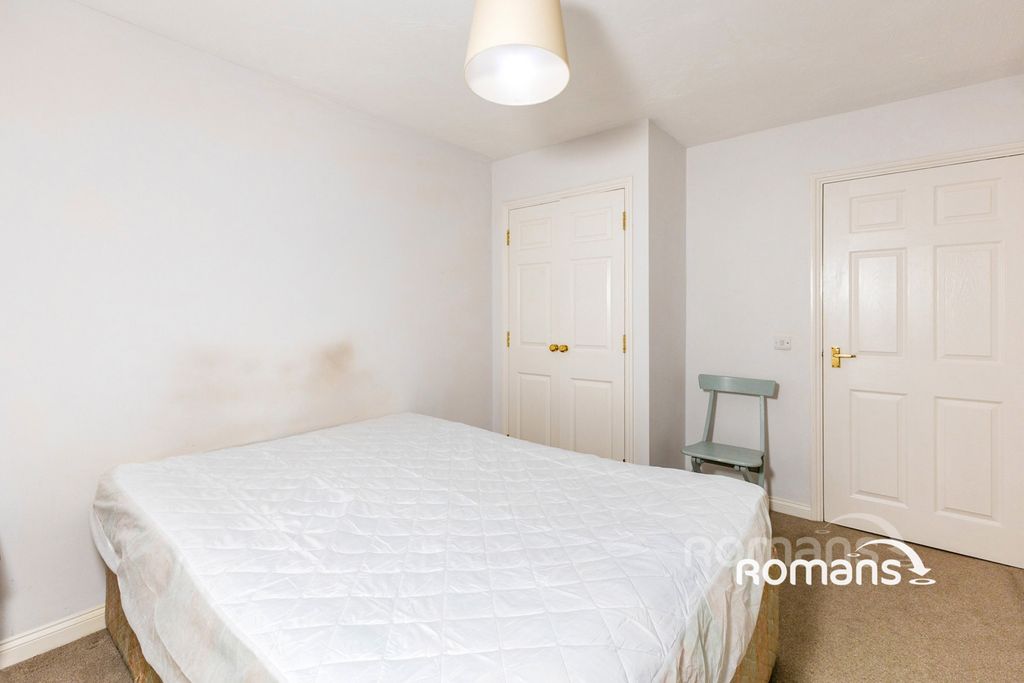 Property photo 3 of 8 Pbox-Img.Jpg