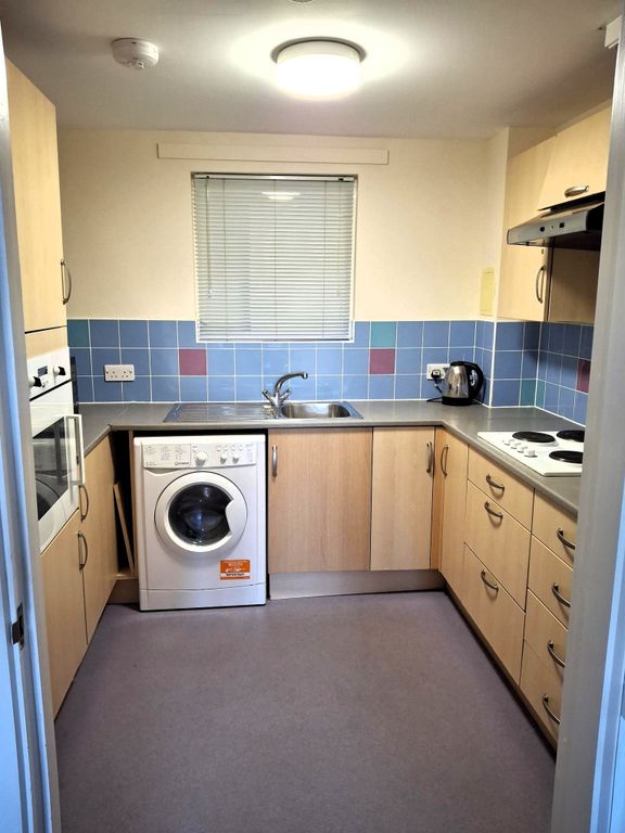 Property photo 3 of 31