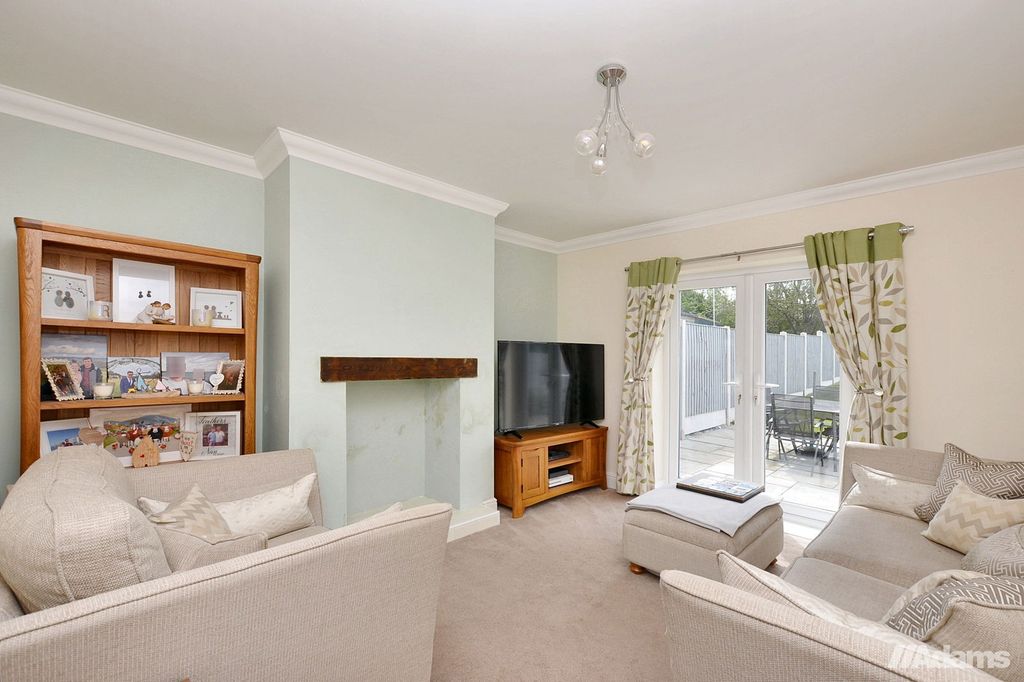 Property photo 2 of 17