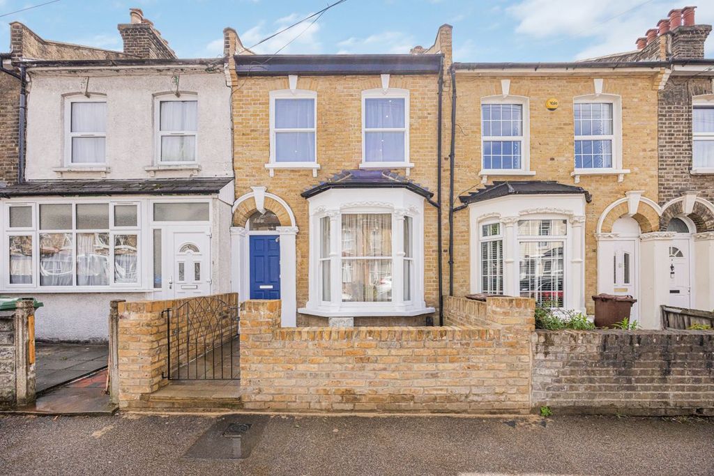 Property photo 1 of 30