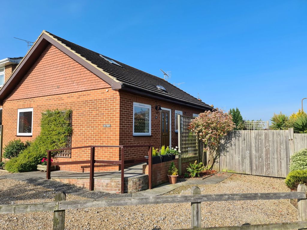 Property photo 1 of 11