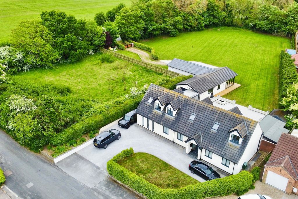 Property photo 1 of 28 4150753
