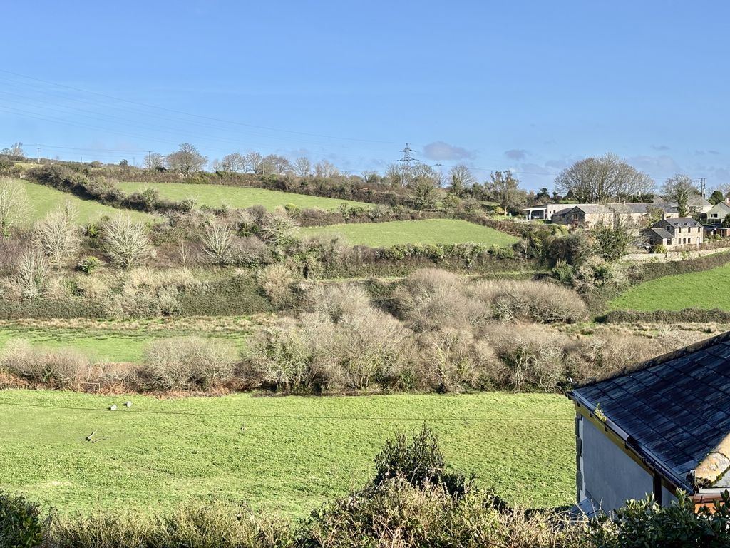 Property photo 2 of 10 Gallery