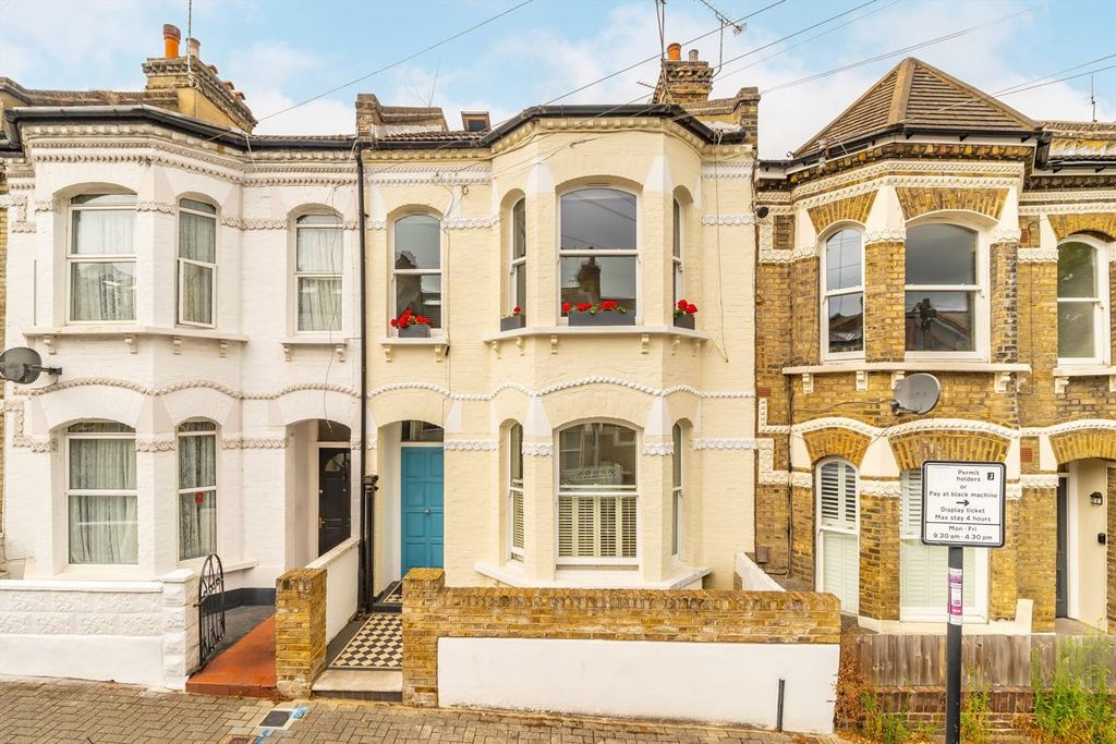 Property photo 1 of 7