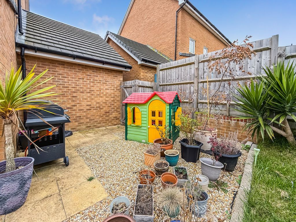 Additional image 14 of 4 bed semi-detached house for saleSkylark Avenue, Peacehaven BN10