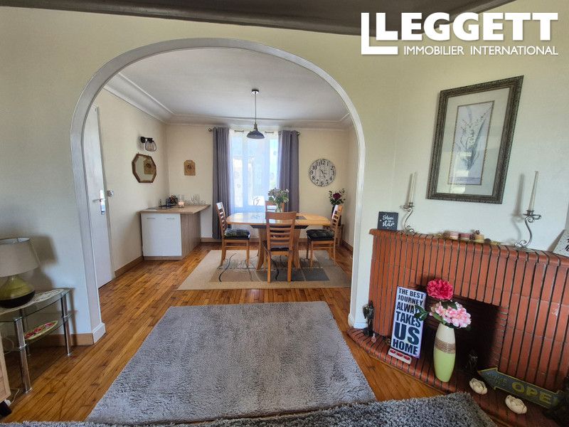 Property photo 3 of 10