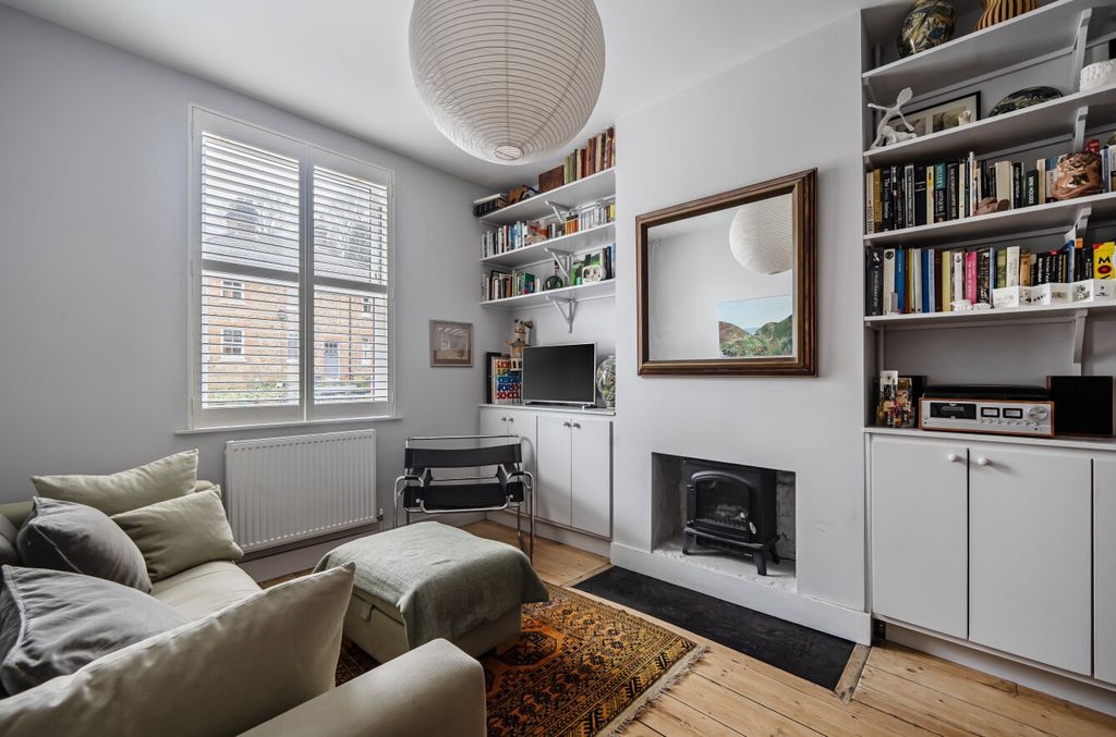 Property photo 2 of 22 1396619-22-6968c1...