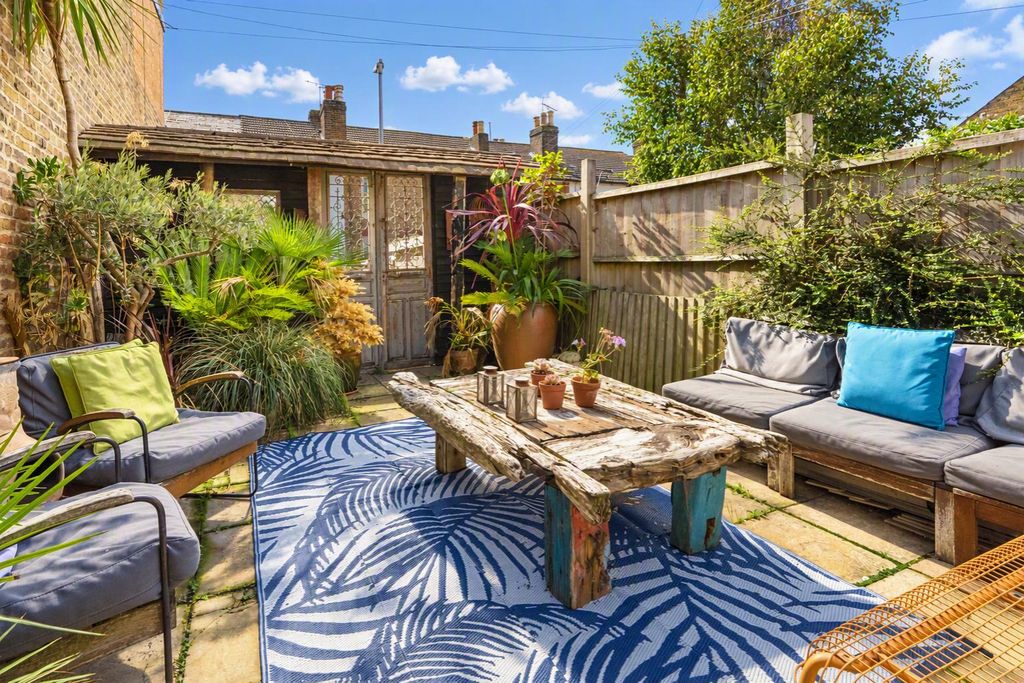 Property photo 2 of 15 Rear Garden