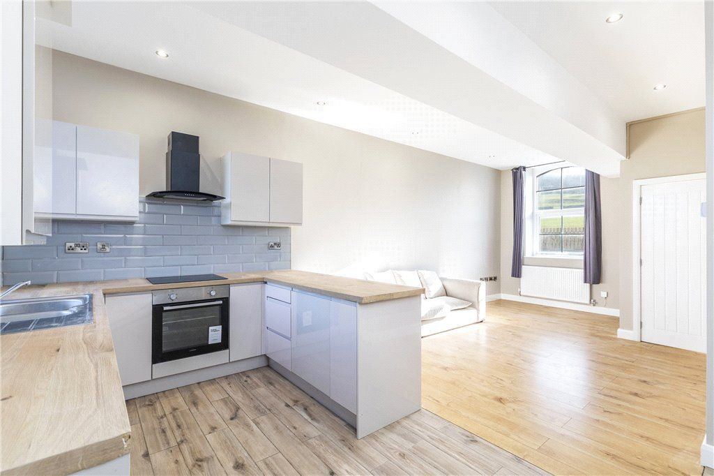 Property photo 3 of 18 Open Plan Kitchen