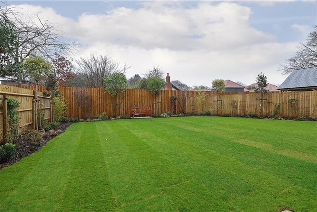 Property photo 3 of 7