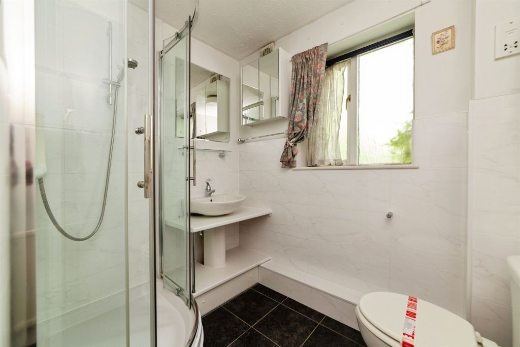 Additional image 10 of 2 bed flat for saleGillison Close, Letchworth Garden City SG6
