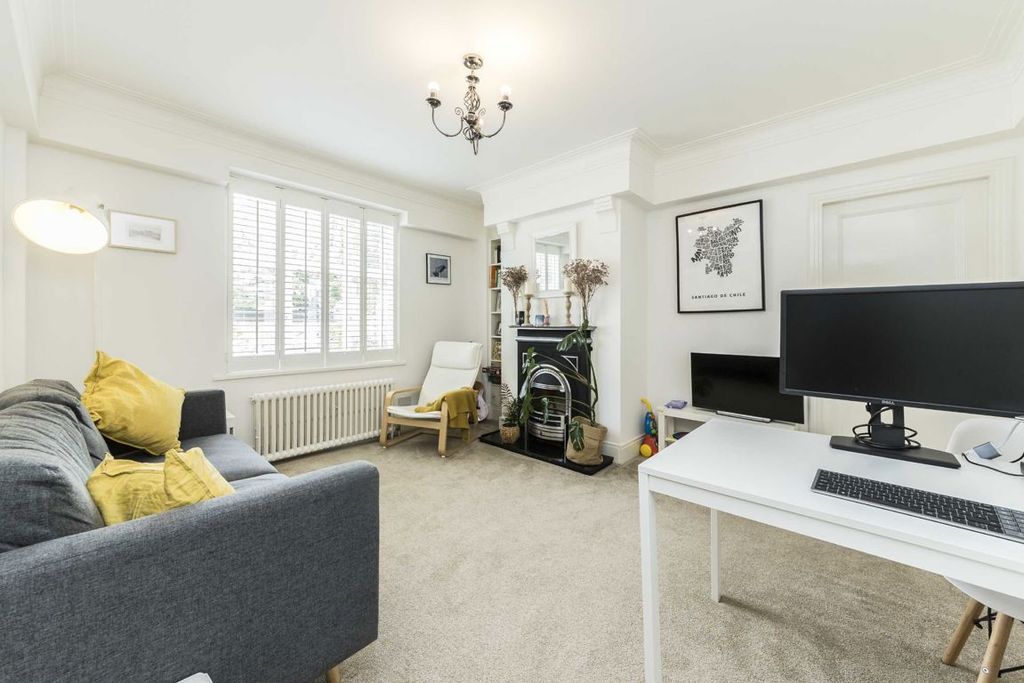 Property photo 2 of 7