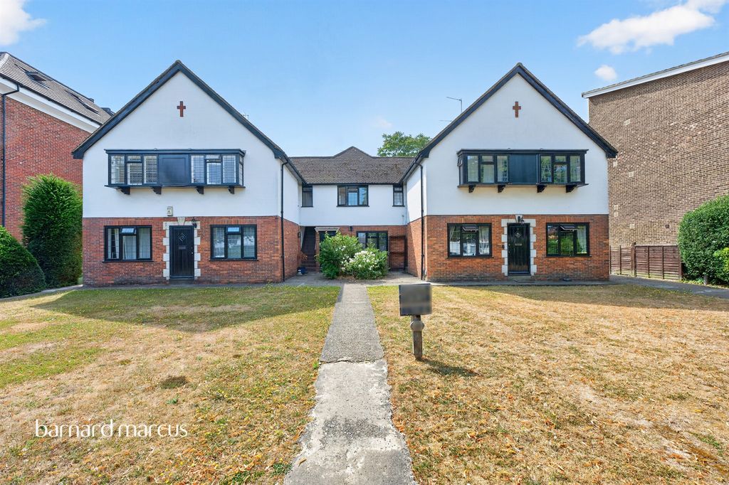 Property photo 1 of 9