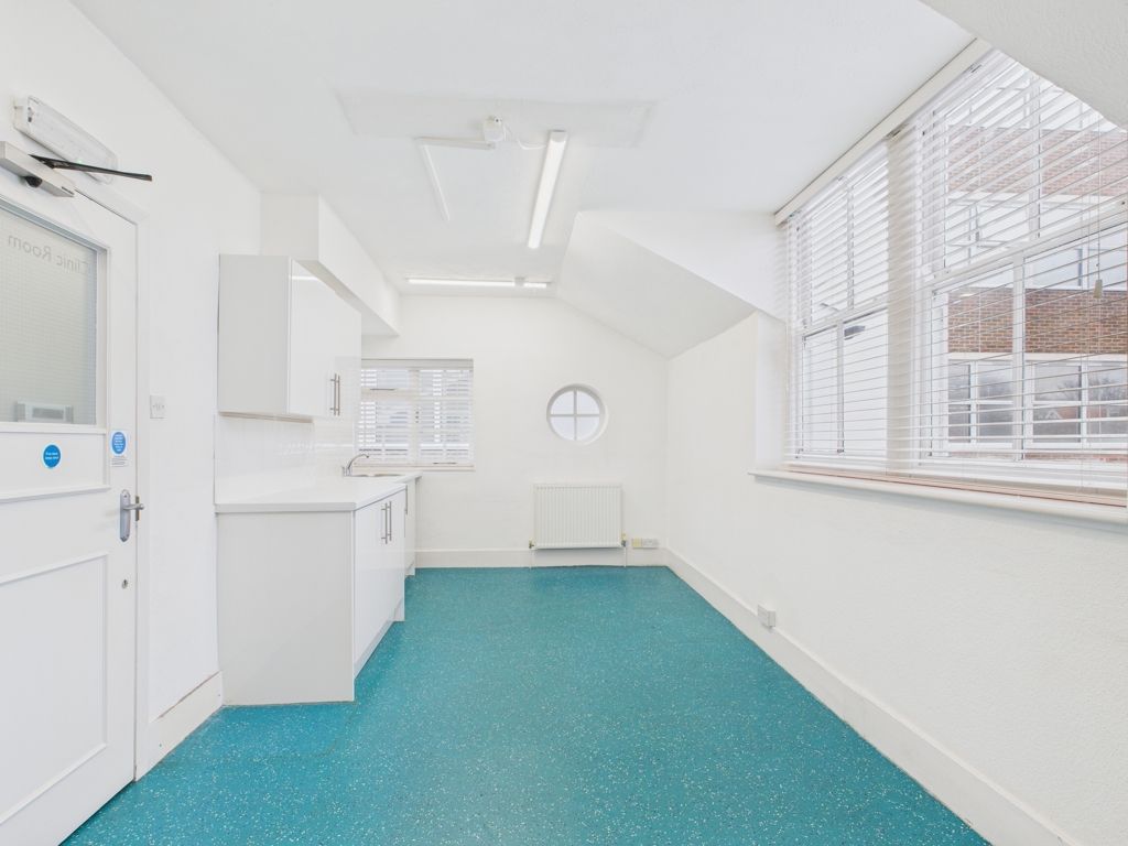 Property photo 2 of 13 Photo 7