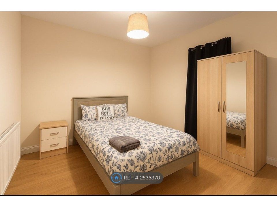 Property photo 1 of 4