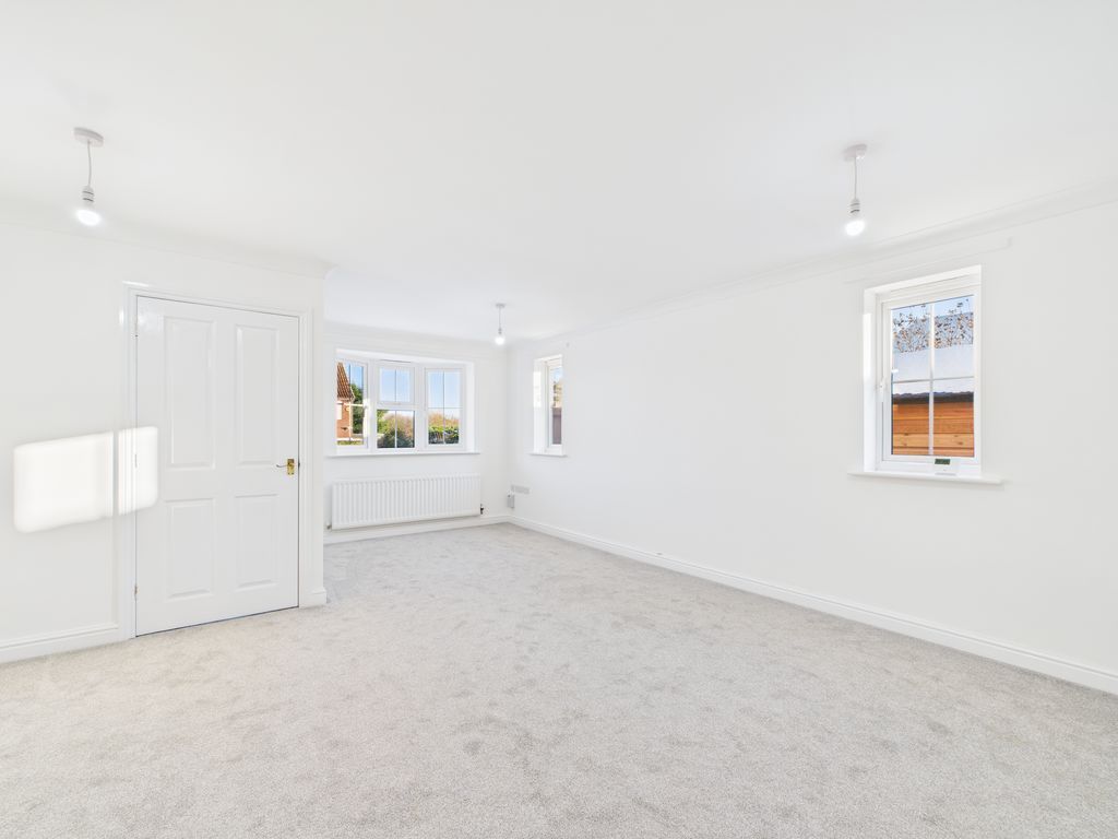 Property photo 3 of 14 Photo 9