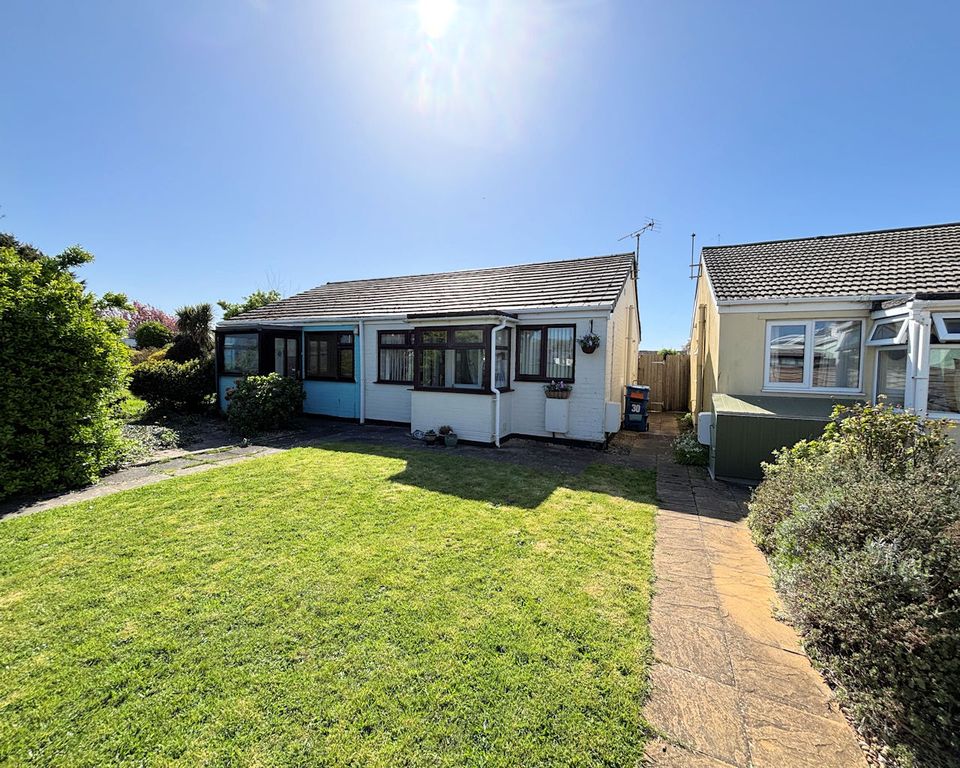 Property photo 2 of 27