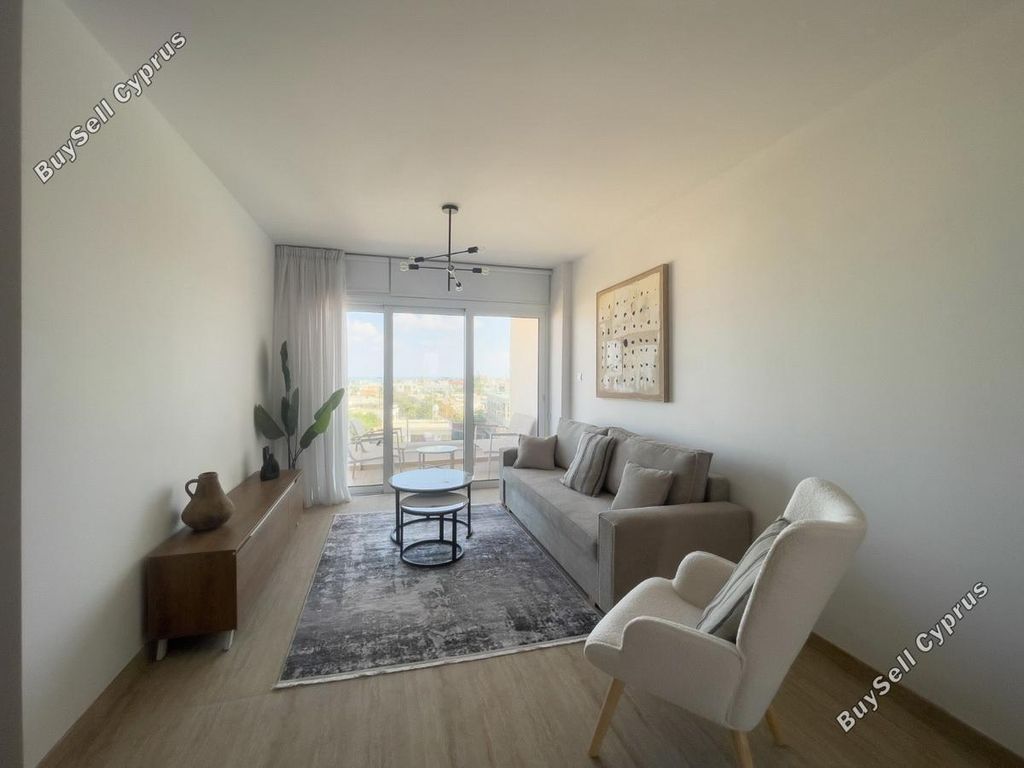 Property photo 2 of 29