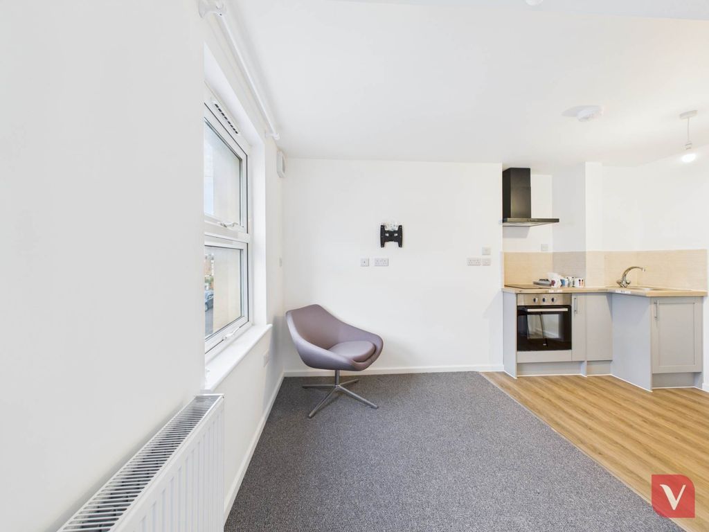 Property photo 2 of 6