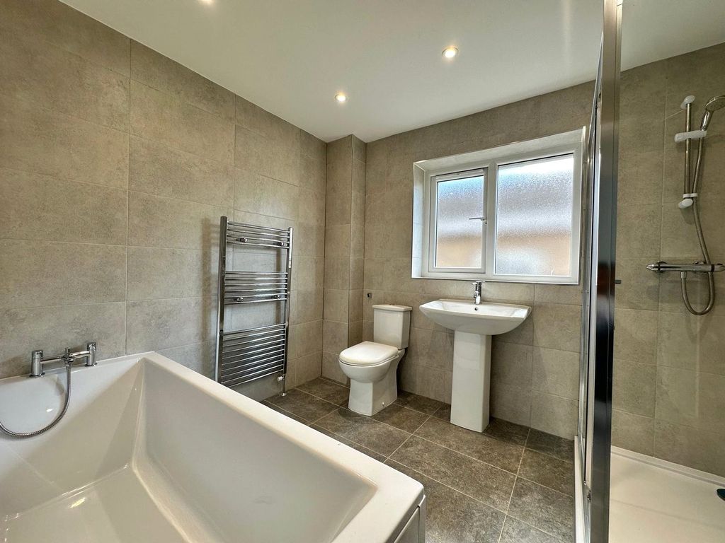 Property photo 1 of 14 Picture No. 13