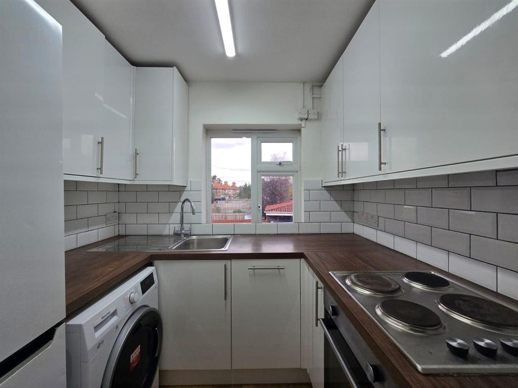 Property photo 2 of 8 Whatsapp Image 2025-11-05 At 12.50.55_F16903F4.Jpg