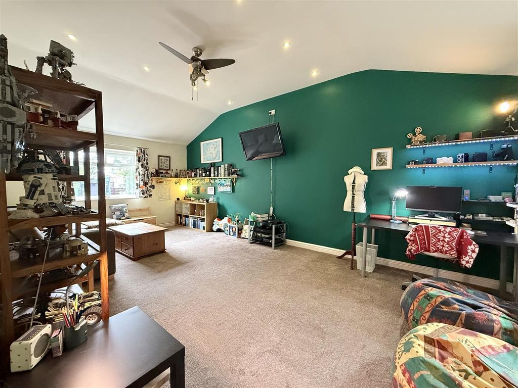 Property photo 2 of 15 Img_0846.Jpg