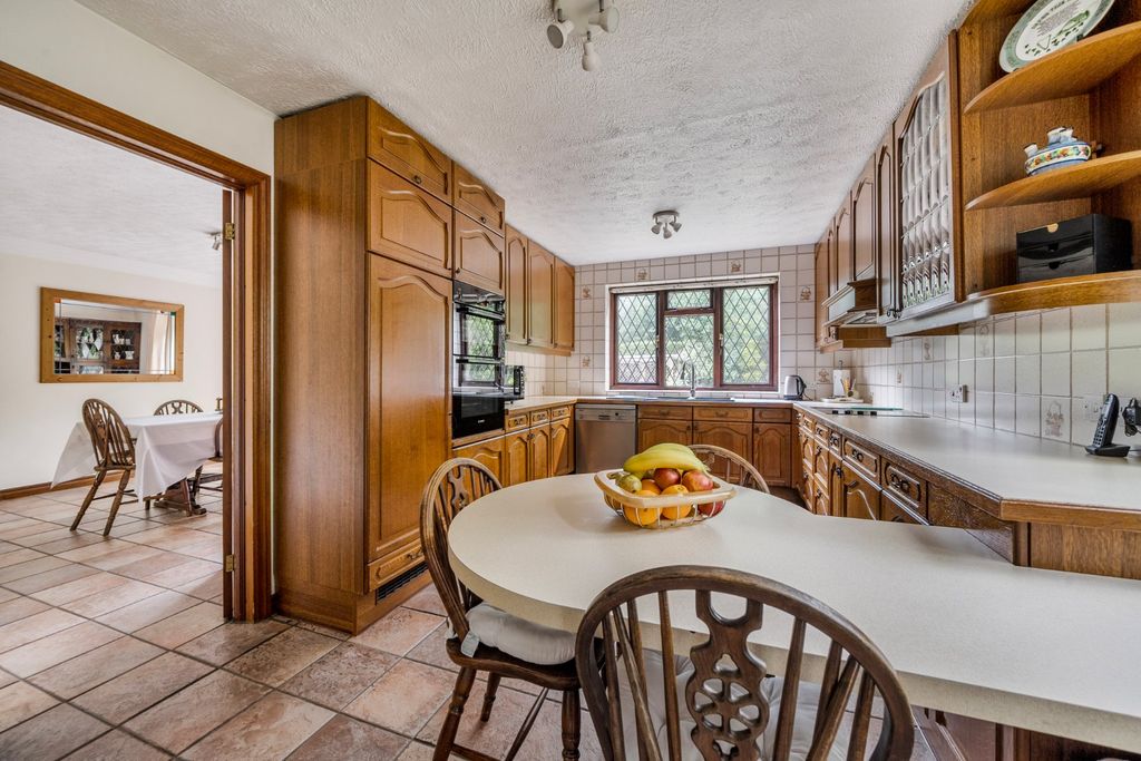 Property photo 3 of 17 Picture No. 12